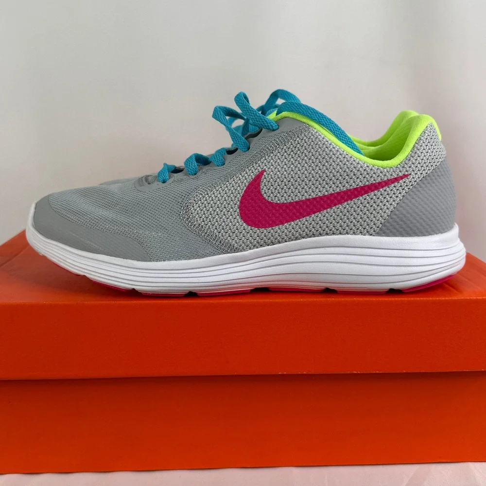 Nike Revolution 3 GS Kids Running Shoes Wolf Grey Pink 819416-064 Size 6.5Y‎